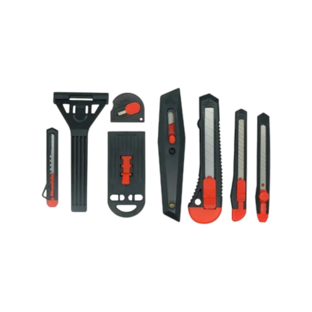 Cutters Set of 8 sizes in Plastic casing.