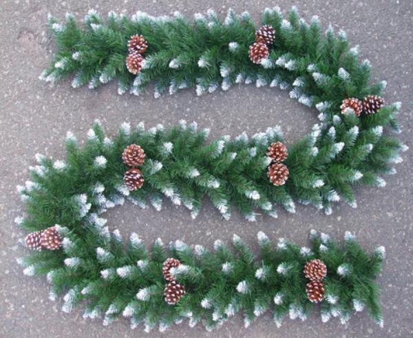 Norway Frosted Garland with 240 Tips 25 x 270cm